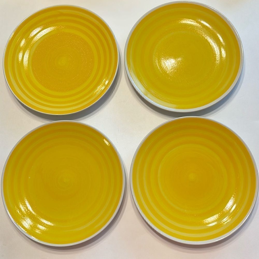 West ElmβSet Of 4 Yellow Circles Ceramic Salad Lunch Platesβ9β